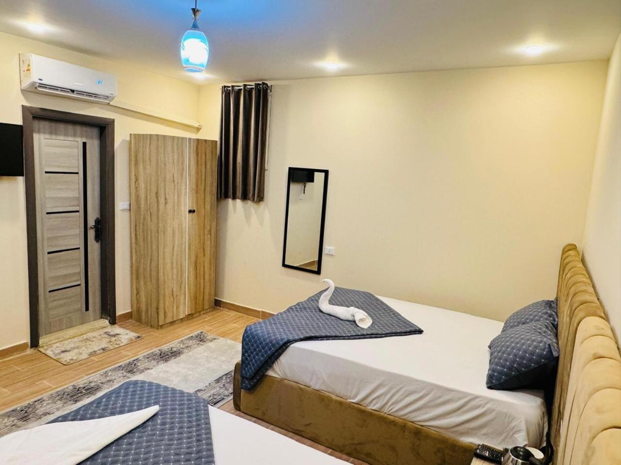 King Ali Pyramids View Inn Kafrat al Jabal Exterior photo